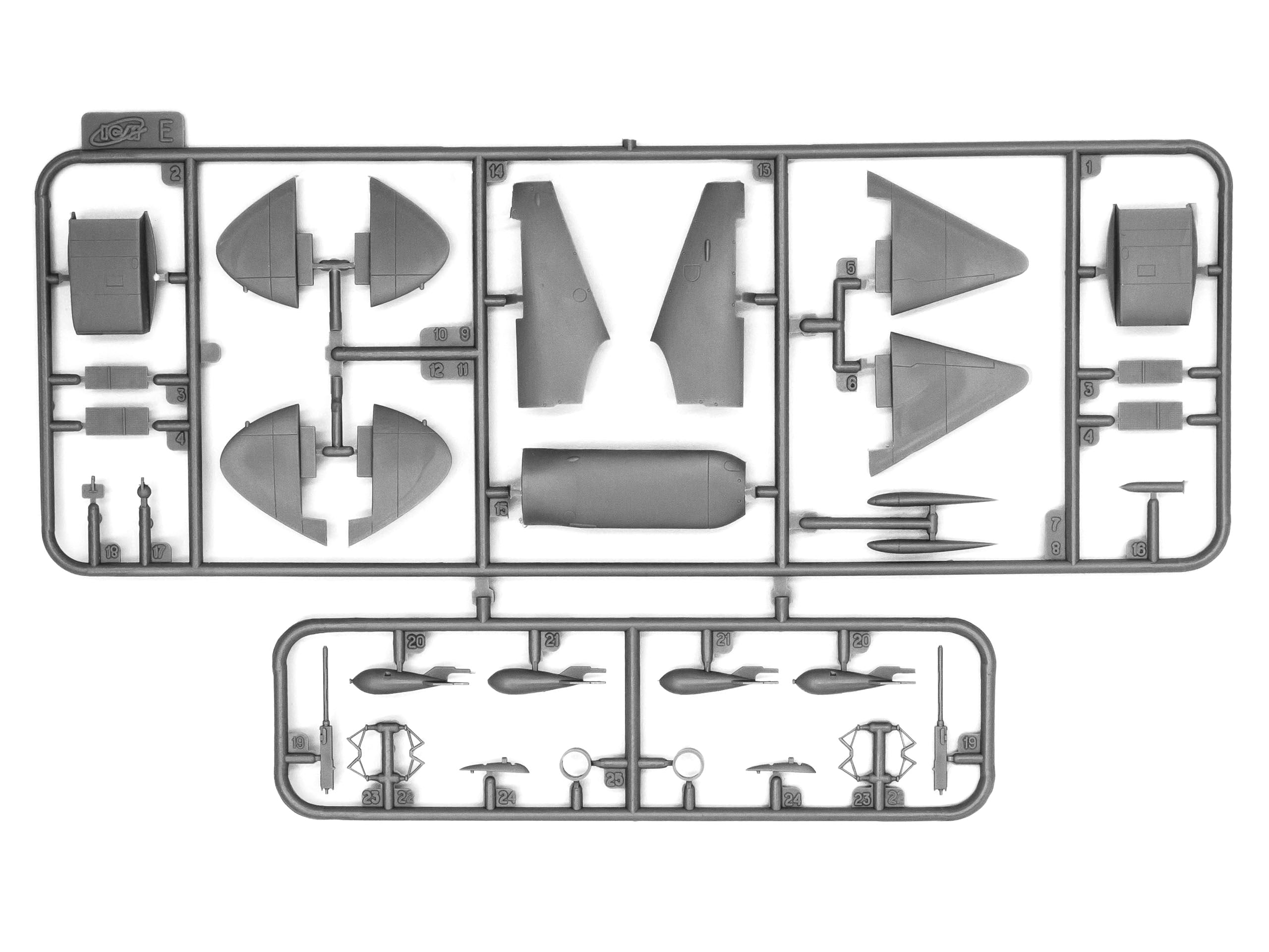 Conquerors of Europe’s Sky Scale 1:48 ICM48324 Plastic Model Aircraft Kit