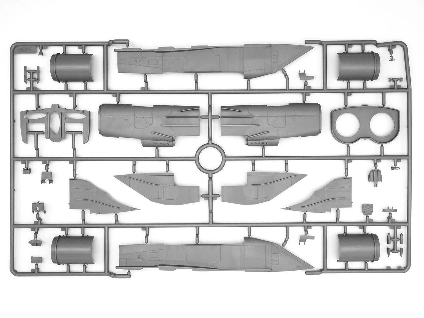 ICM 48902 Plastic model kit aircraft 1:48 Soviet reconnaissance plane MiG-25 RB