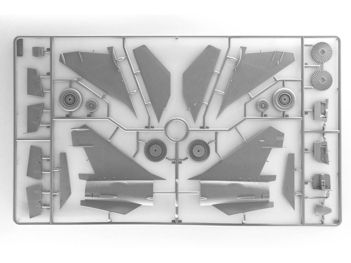 ICM 48905 Plastic model kit 1:48 MiG-25 BM, Soviet Strike Aircraft kits models