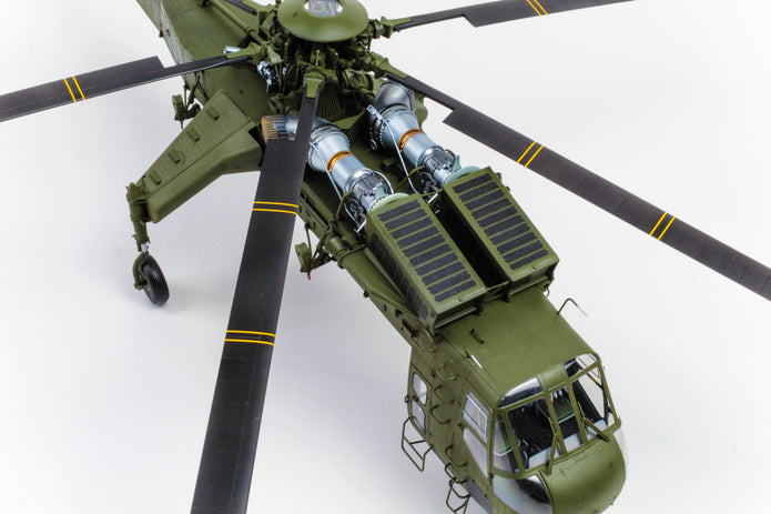 ICM 53054 kit model helicopter 1:35 Sikorsky CH-54A Tarhe US heavy helicopter