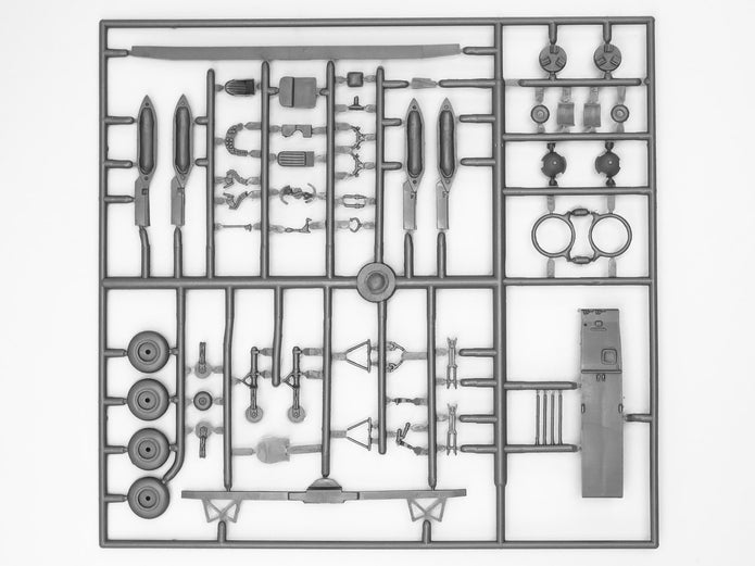 ICM 72031 Scale model kit aircraft 1:72 Tu-2S WWII Soviet bomber kits model