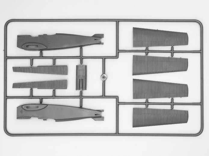 ICM 72051 Plastic model kit aircraft Scale 1:72 I-1 (IL-400b) Soviet fighter