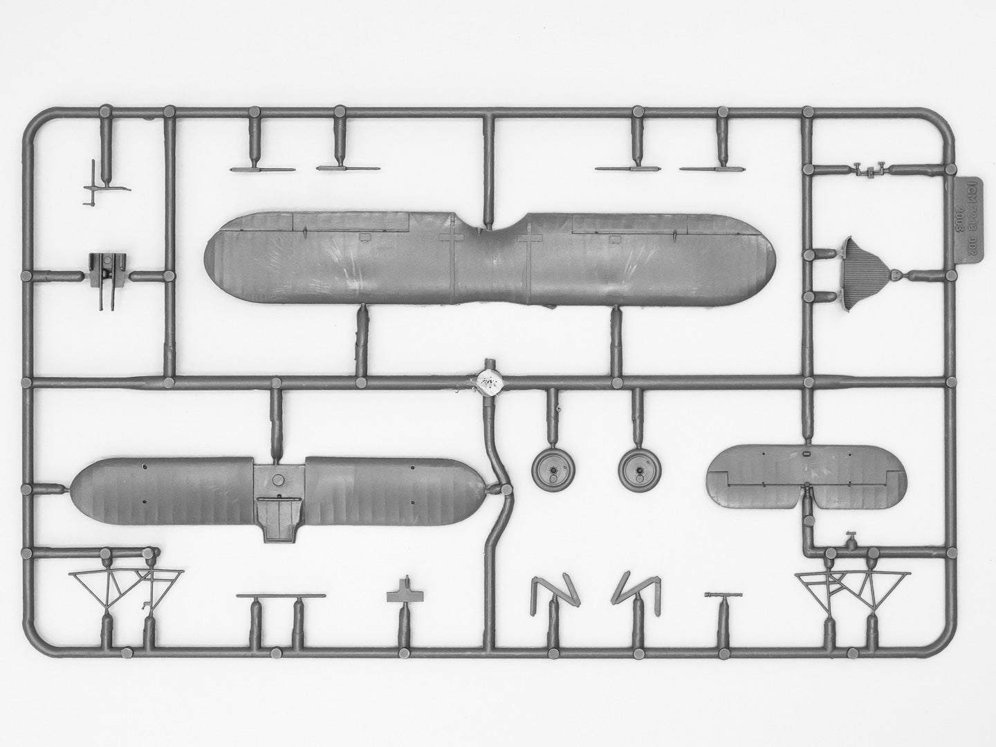 ICM 72053 Scale model aircraft  1:72 I-5 WWII Soviet fighter plastic kit model