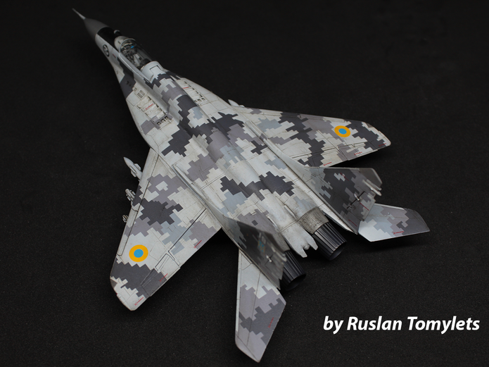 ICM72140 Plastic model aircraft kit 1:72 Ghost of Kyiv MIG29 Ukrainian Air Force