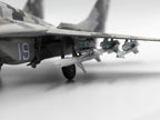 ICM 72143 Scale aicraft 1/72 Radar Hunter MiG-29 “9-13” Ukrainian Fighter HARM