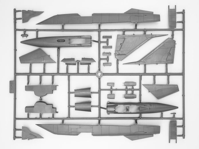 ICM 72151 model aircraft 1:72 MiG-31 Foxhound Soviet heavy fighter-interceptor