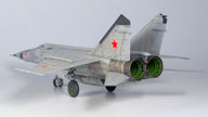 ICM 72172 Plastic model kit aircraft 1:72 MiG-25 RBT Soviet Reconnaissance Plane