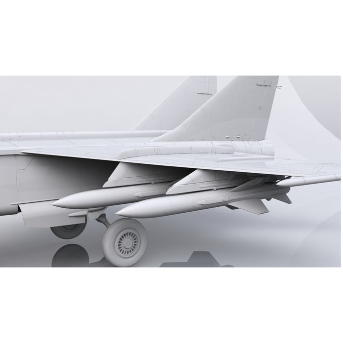 ICM 72175 Plastic model airplane kit Scale 1:72 MiG-25 BM Soviet Strike Aircraft