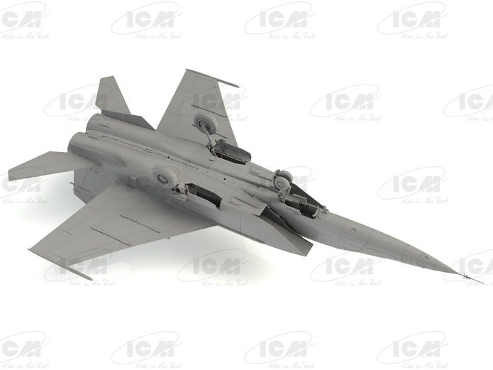 ICM 72176 Plastic model aircraft kit 1:72 MiG-25 RU, Soviet Training Aircraft