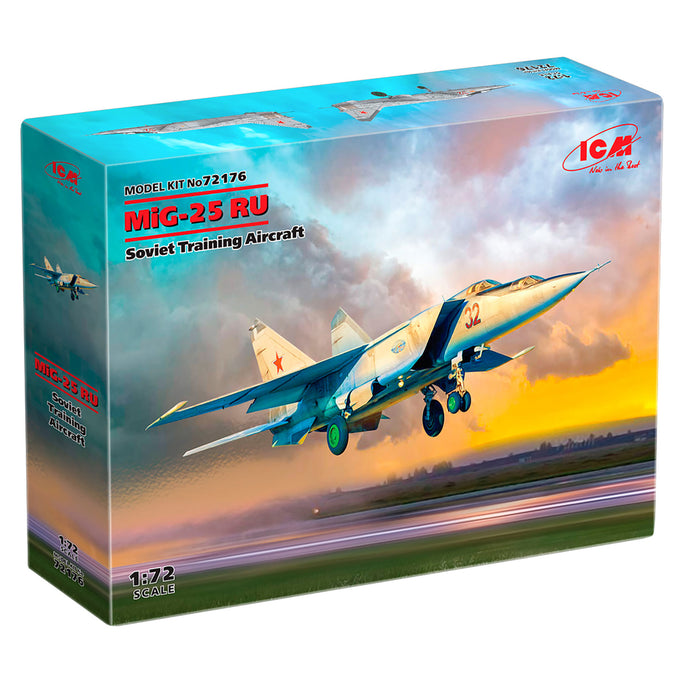 ICM 72176 Plastic model aircraft kit 1:72 MiG-25 RU, Soviet Training Aircraft