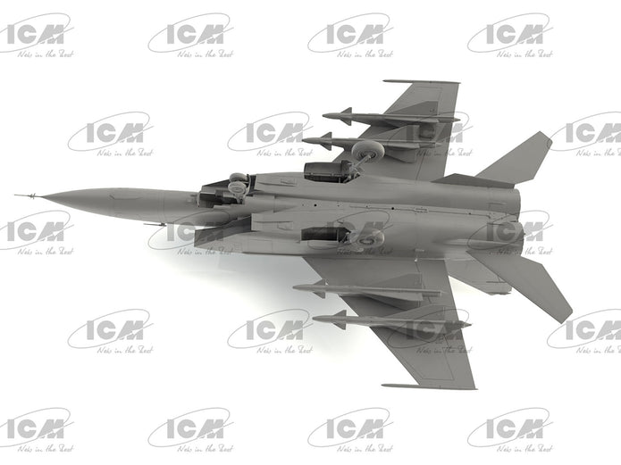 ICM 72177 Plastic model kit aircraft 1:72 MiG-25PD, Soviet fighter-interceptor