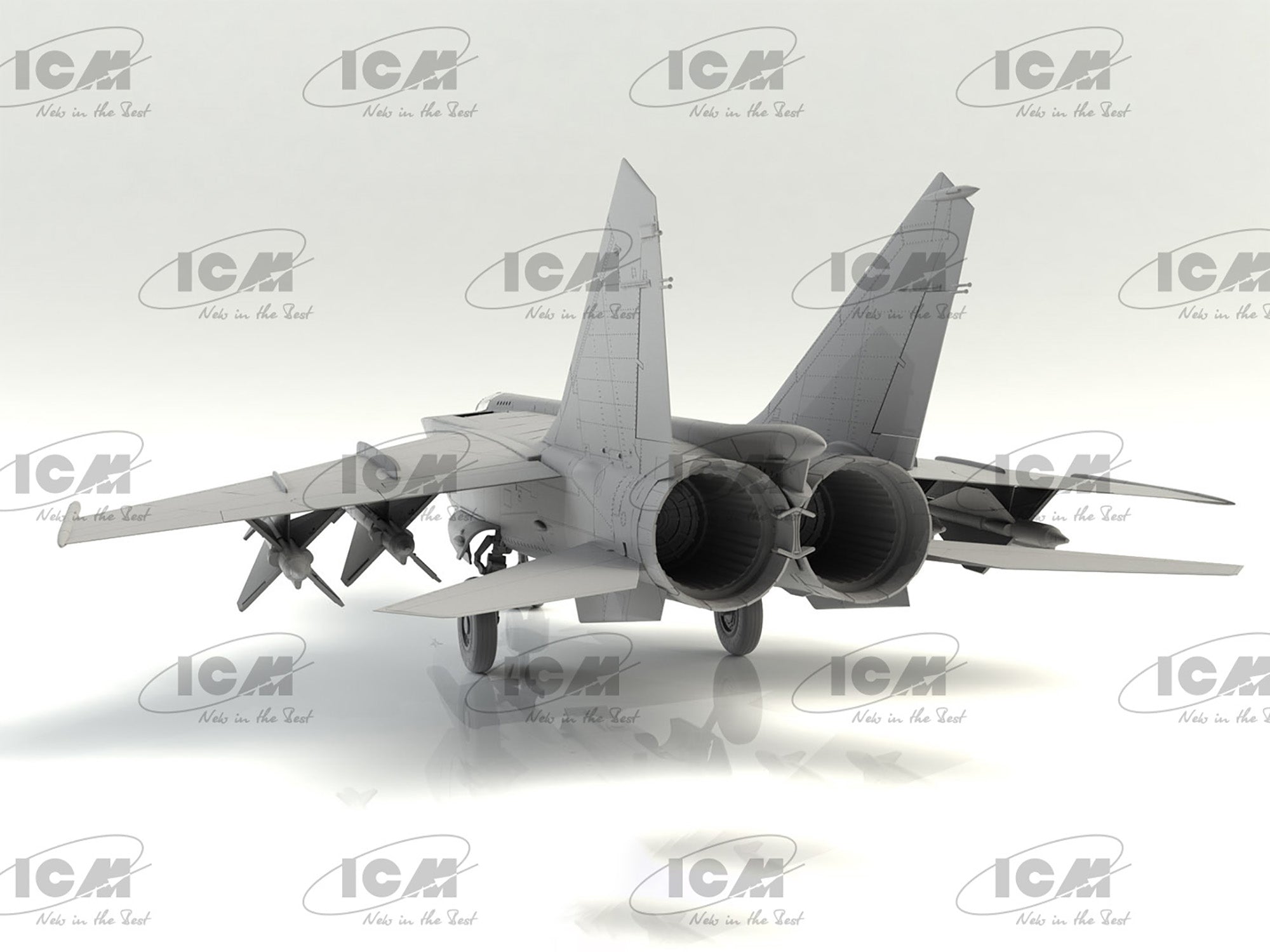 ICM 72177 Plastic model kit aircraft 1:72 MiG-25PD, Soviet fighter-interceptor