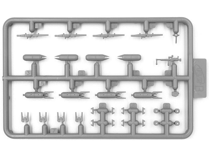 ICM 72243 Plastic model kit Scale 1:72 U-2/Po-2VS Soviet light night bomber WWII