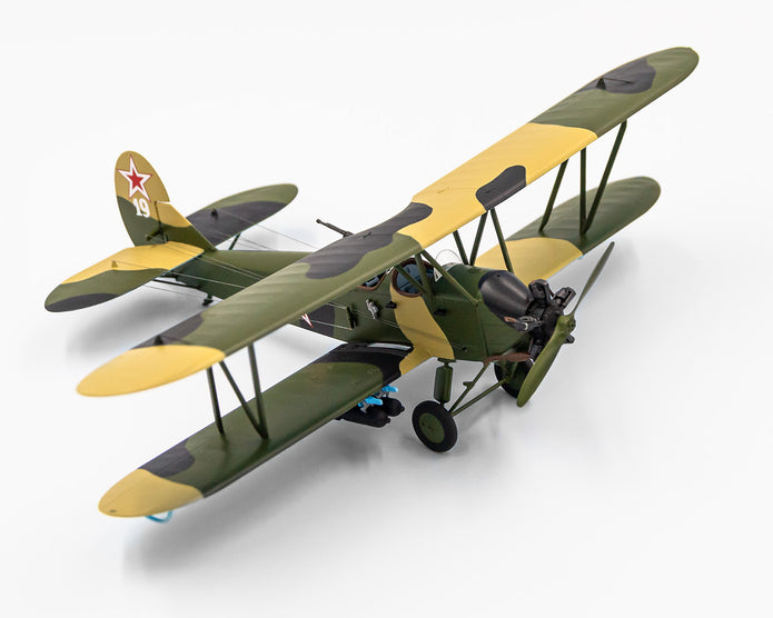 ICM 72243 Plastic model kit Scale 1:72 U-2/Po-2VS Soviet light night bomber WWII