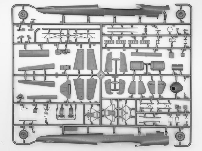 ICM 72306 Plastic model kit airplanes 1:72 Do 215B-5, WWII German Night Fighter