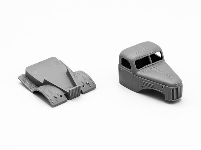 ICM 72541 Plastic model car kit Scale 1:72 Zil-157 Soviet truck - kits models