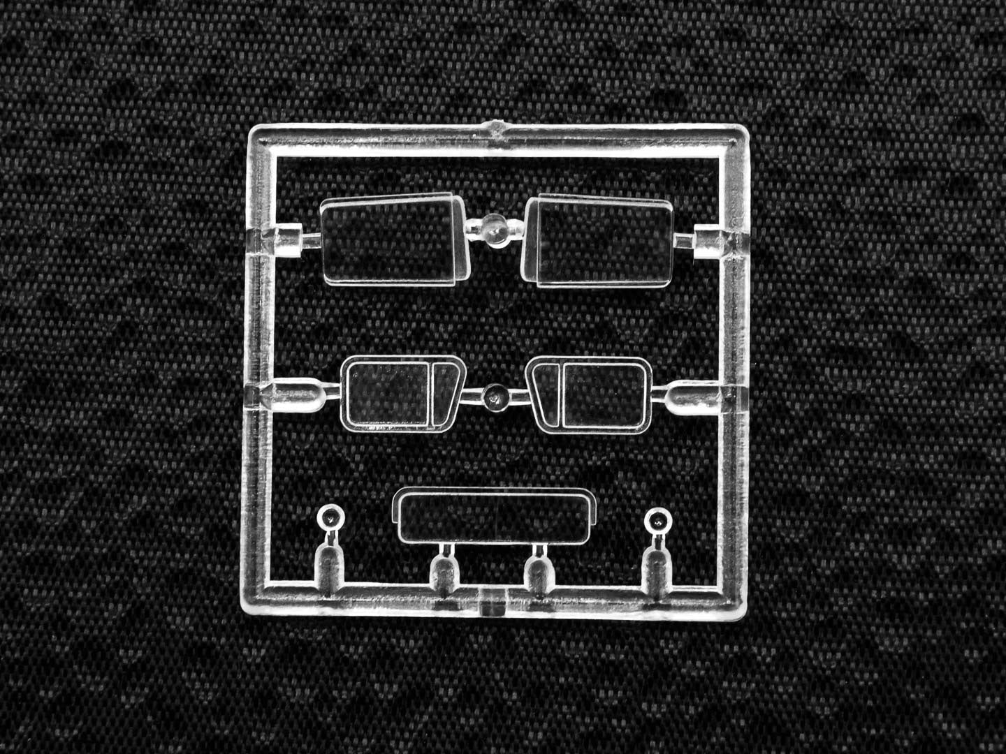 ICM 72713 Plastic model kit Scale 1:72 ATZ-5-375 Fuel bowser model kits plastic