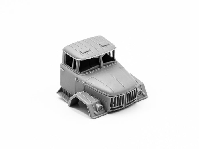 ICM 72812 Plastic model kit 1:72 Zil-131 Soviet command truck model kit plastic