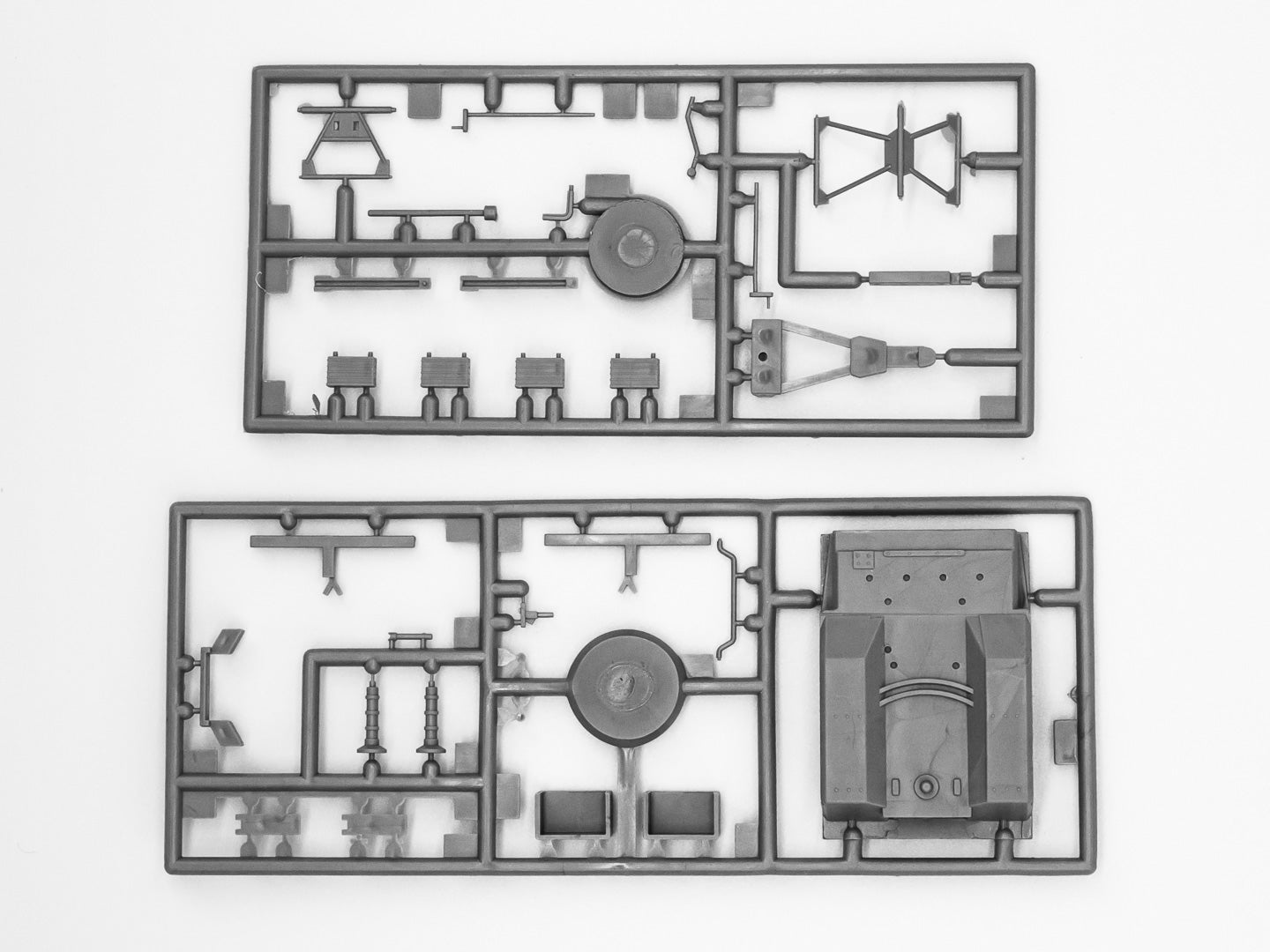 ICM 72814 Plastic model kit Scale 1:72 BM-13-16 Soviet Army rocket volley system