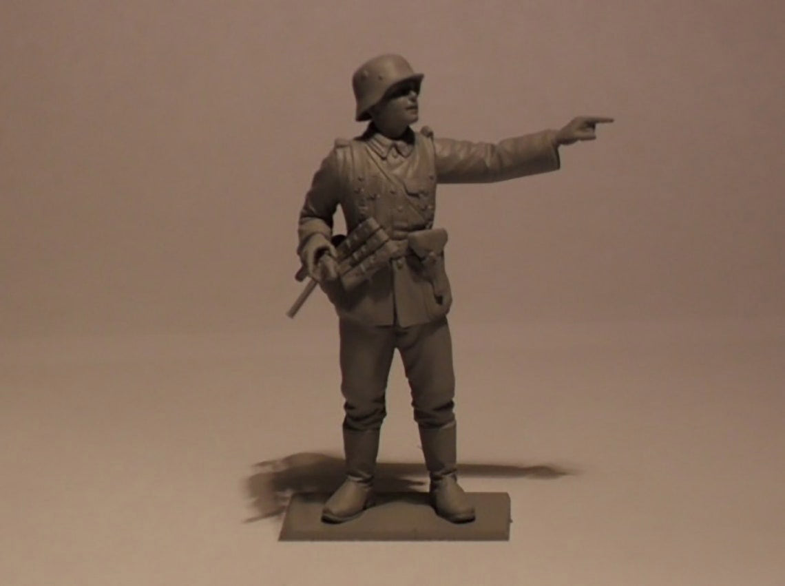 ICM DS3502 Plastic model kit Scale 1:35 Army Group 