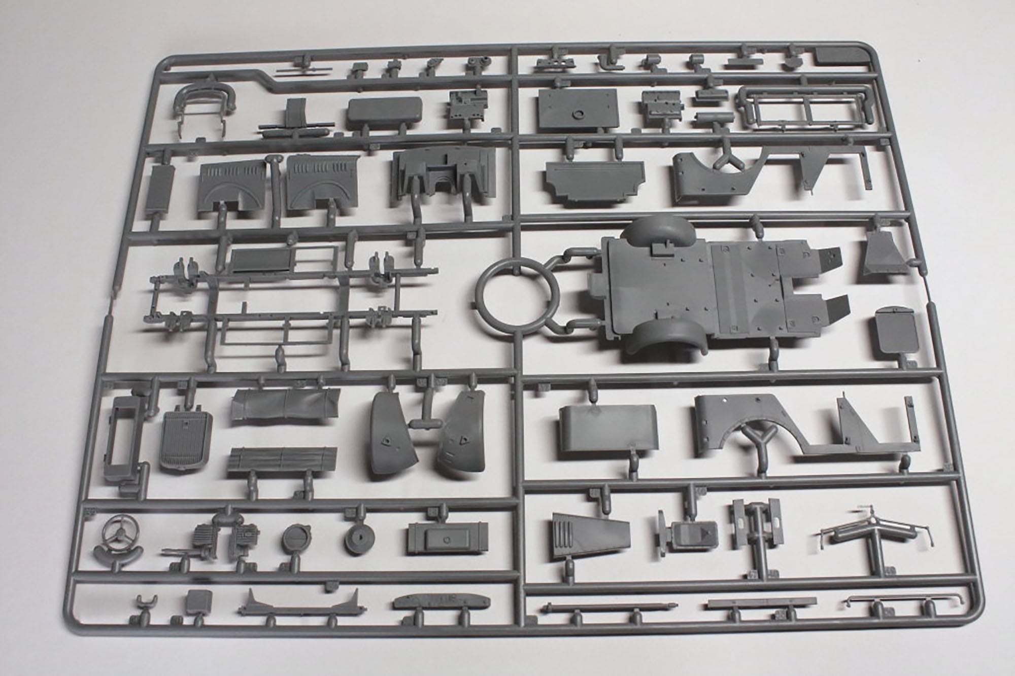 ICMDS3503 model kit Cars 1:35 Wehrmacht Off-Road Kfz.1, Horch 108 Typ 40, L1500A