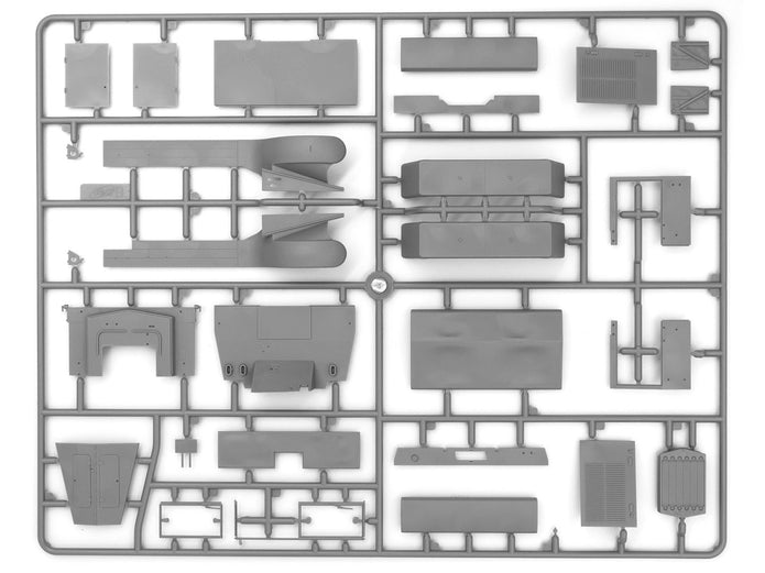 ICM DS3508 model Trucks kit 1:35 Wehrmacht 3axle Henschel33D1 KruppL3H163 LG3000
