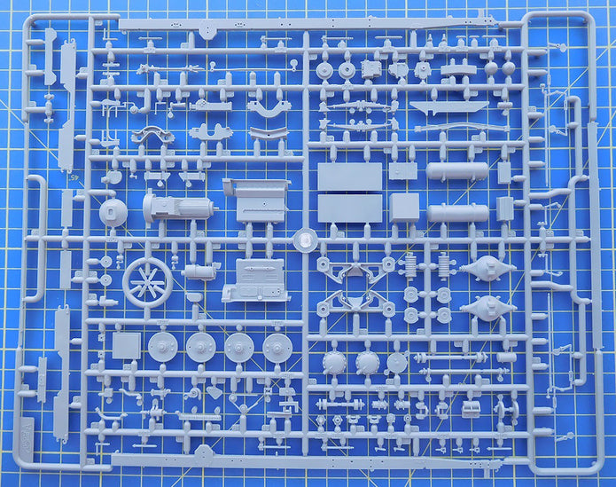 ICM DS3509 Scale 1:35 Wehrmacht Radio Trucks Henschel 33D1 Kfz.72, L3H163 Kfz.72