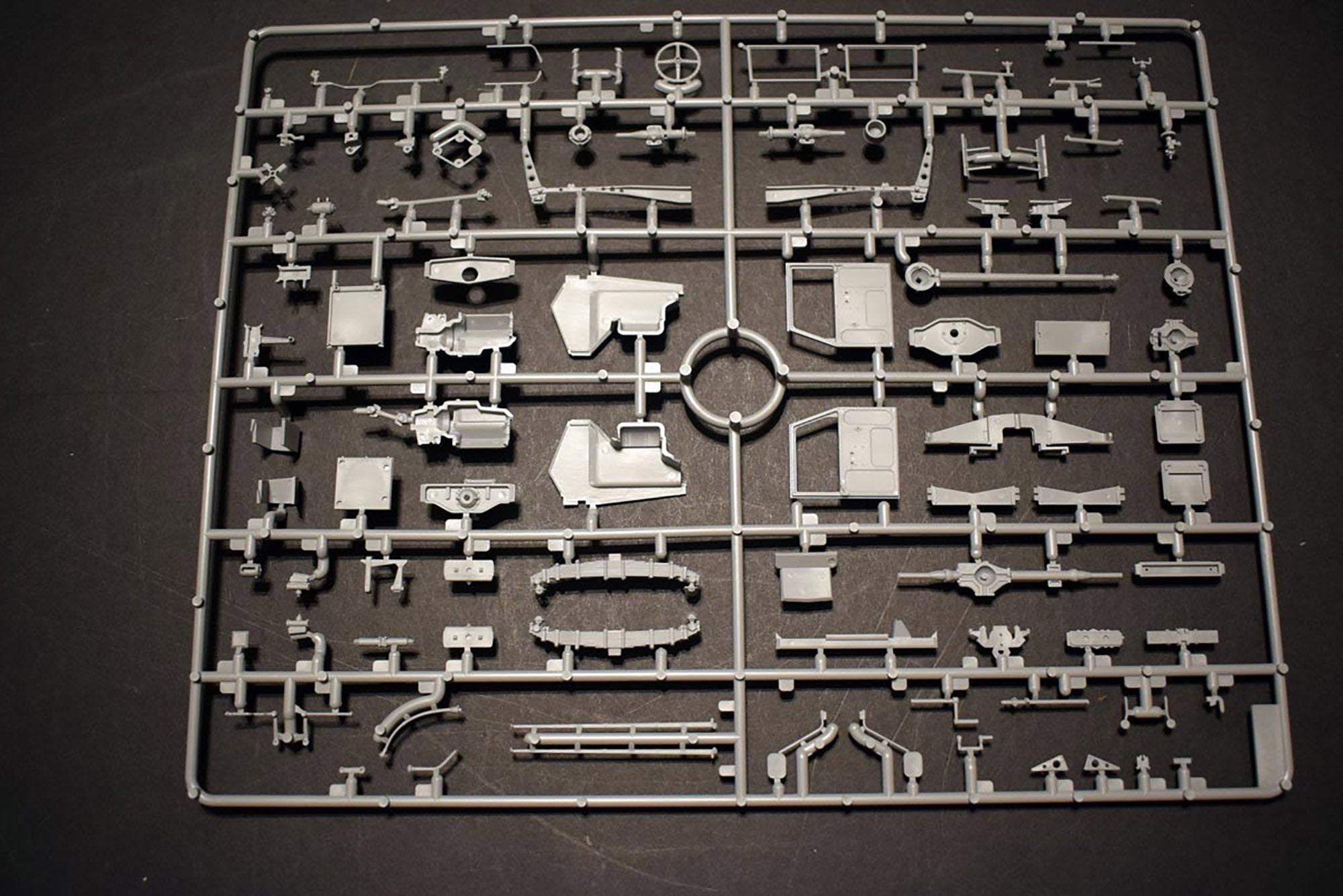 ICM DS3511 Plastic model kit Scale 1:35 WWII British Trucks (3 kits in box)