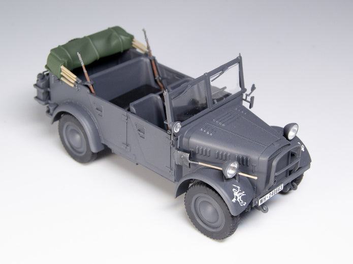 WWII Wehrmacht le.gl.Einheitz-Pkw (le.gl.Pkw Kfz.1, le.gl.Einheitz-Pkw Kfz.2, le.gl.Einheitz-Pkw Kfz.4) Scale 1:35 ICMDS3513 Plastic Model Car Kit