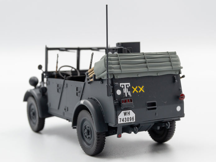 WWII Wehrmacht le.gl.Einheitz-Pkw (le.gl.Pkw Kfz.1, le.gl.Einheitz-Pkw Kfz.2, le.gl.Einheitz-Pkw Kfz.4) Scale 1:35 ICMDS3513 Plastic Model Car Kit