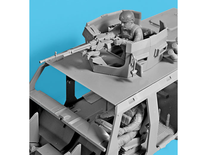 Before the assault. Eastern Ukraine 2022 Scale 1:35 ICMDS3521 Plastic Model Truck Kit