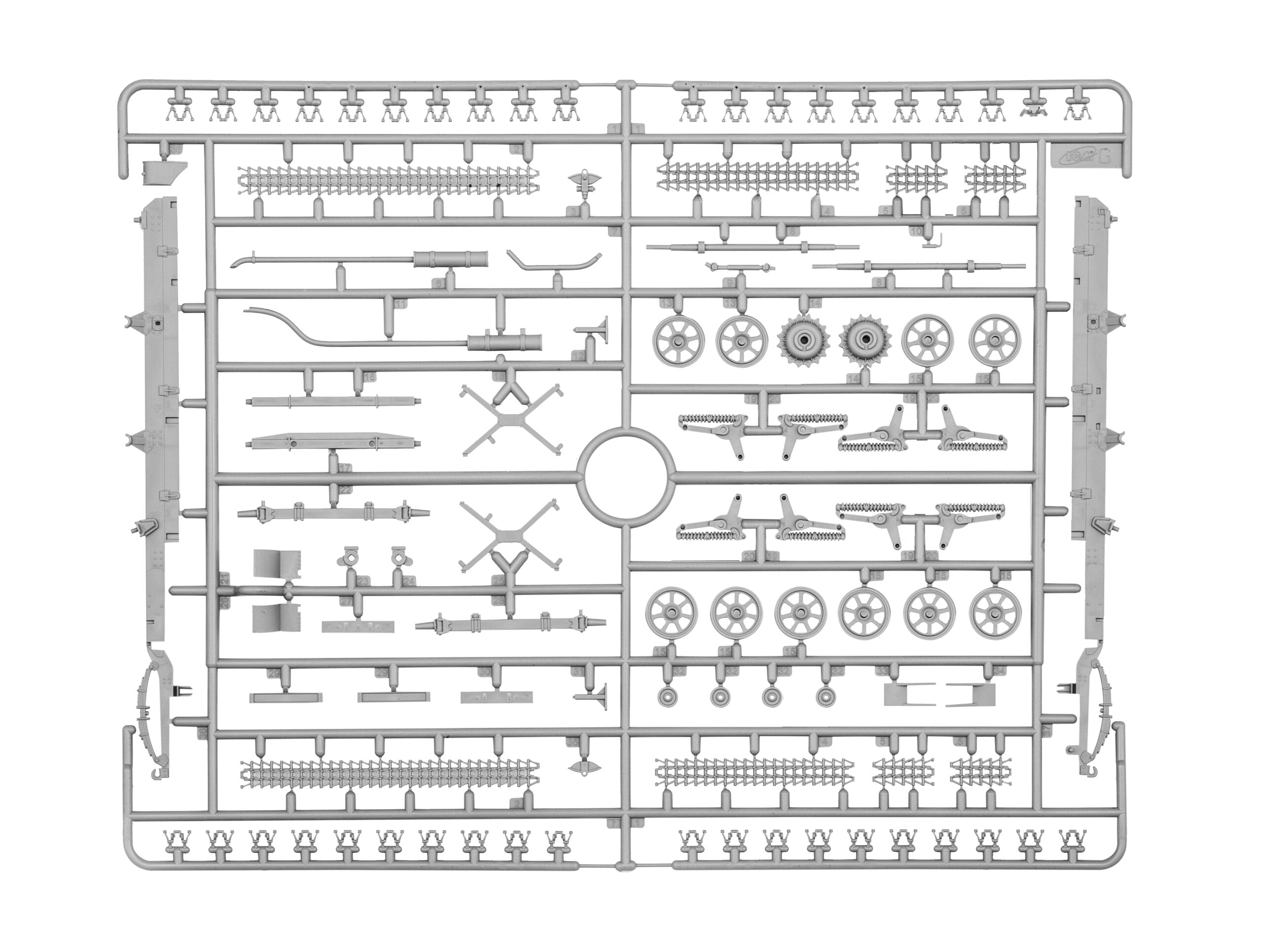 Maultiers military trucks Scale 1:35 Plastic Model Kit ICM DS3522