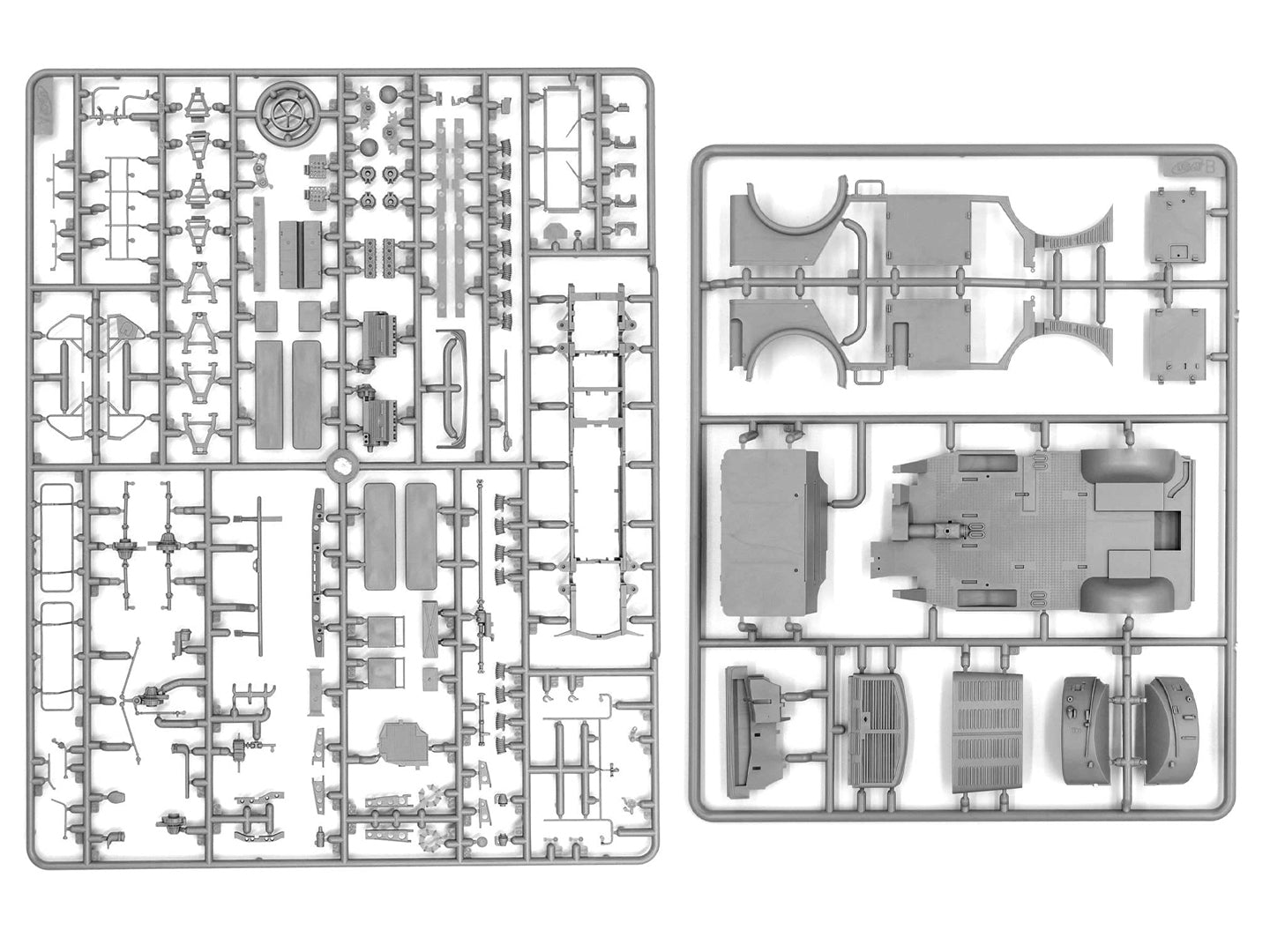 Wehrmacht Self-propelled AA vehicles Scale 1:35 ICMDS3526 Plastic Model Car Kit