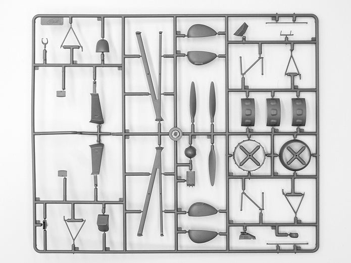 ICM DS4801 Plastic model kit Scale 1:48 WWII Luftwaffe Airfield - modelling kit