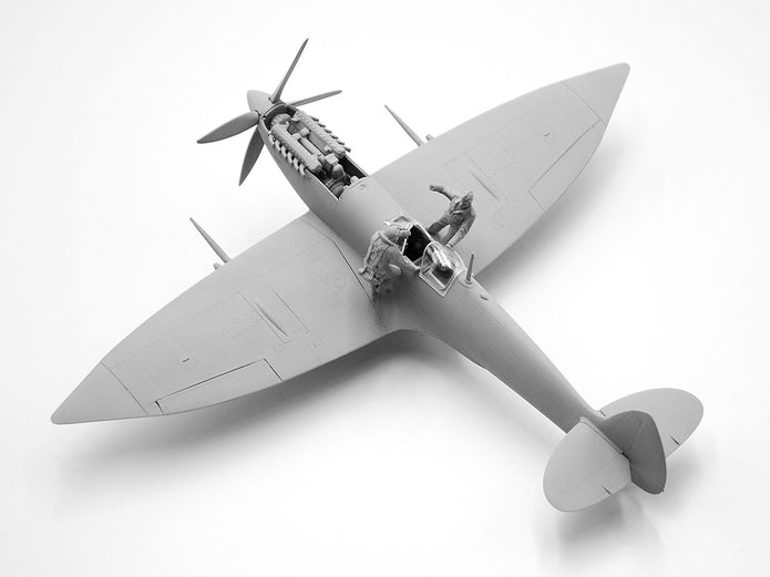 ICM DS4802 Plastic model aircraft kit  + figures Scale 1:48 WWII RAF Airfield