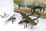 ICM DS4803 Plastic model aircraft + figures kit Scale 1:48 Vietnam USAF Airfield