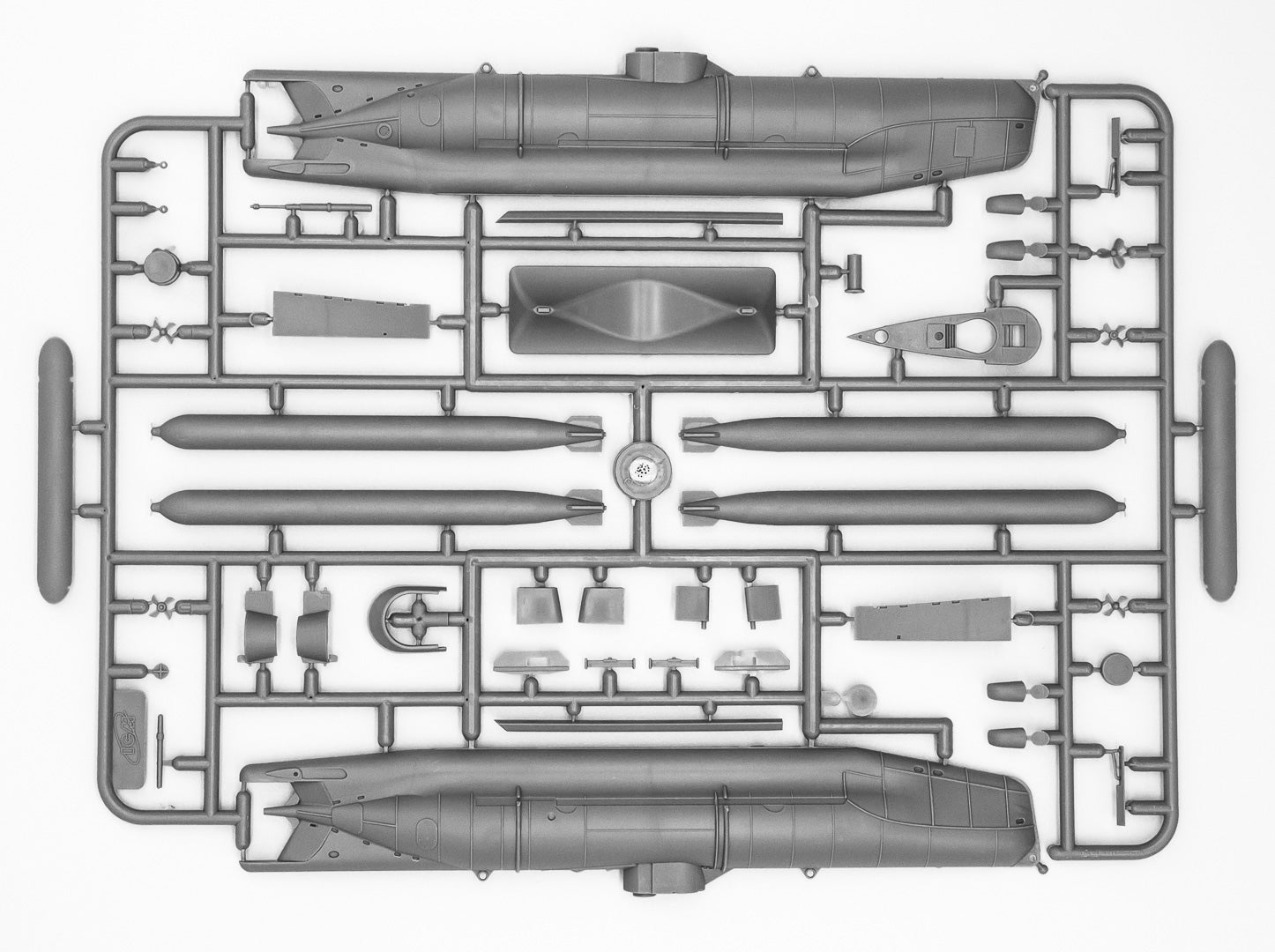 ICM S006 Plastic model kit submarines Scale 1:72 U-Boat Type XXVII model ships