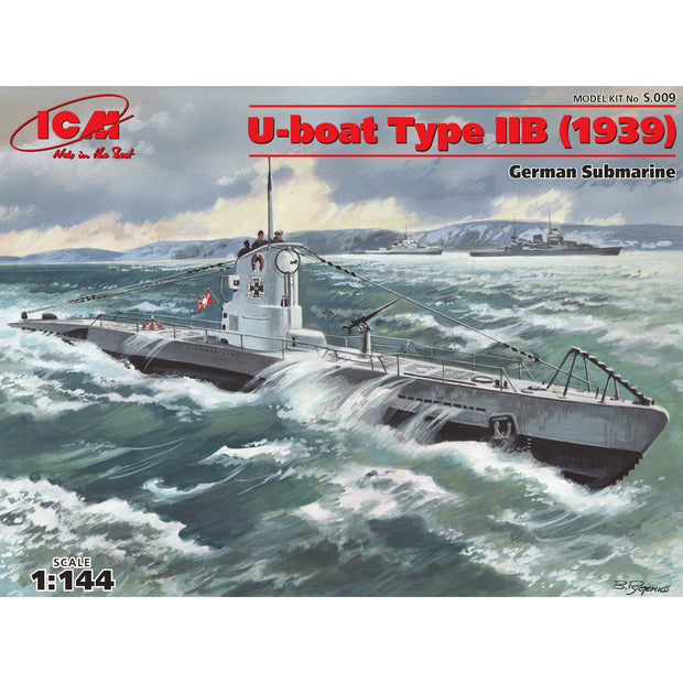 ICM S009 Plastic model kit Scale 1:144 U-Boat Type IIB (1939) German submarine