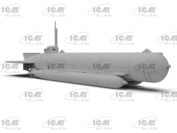 ICM S019 Scale model kit 1:72 U-Boat Type ‘Molch’ WWII German Midget Submarine