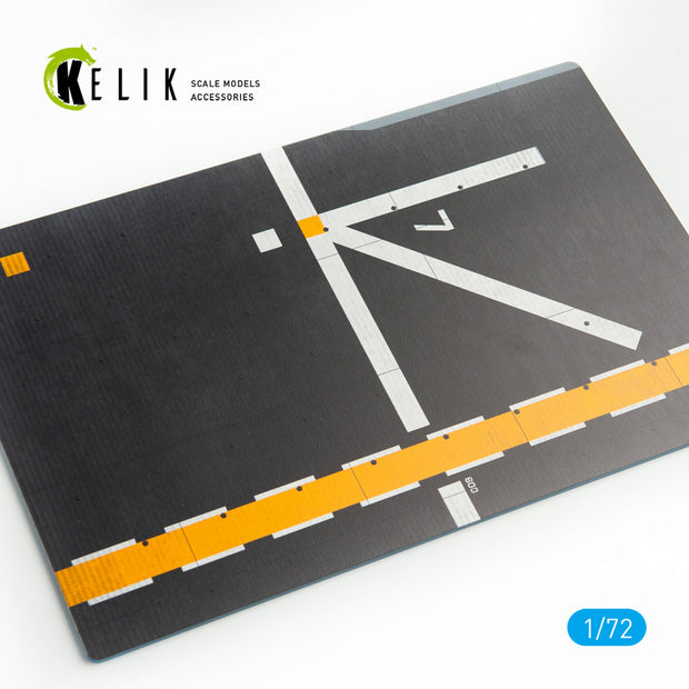 Deck of the aircraft carrier USS Tripoli Base - Acrylic 3 mm (280 x 180 mm) (170 g) Scale 1:72 KeliK KS72005 Stands for Plastic Models