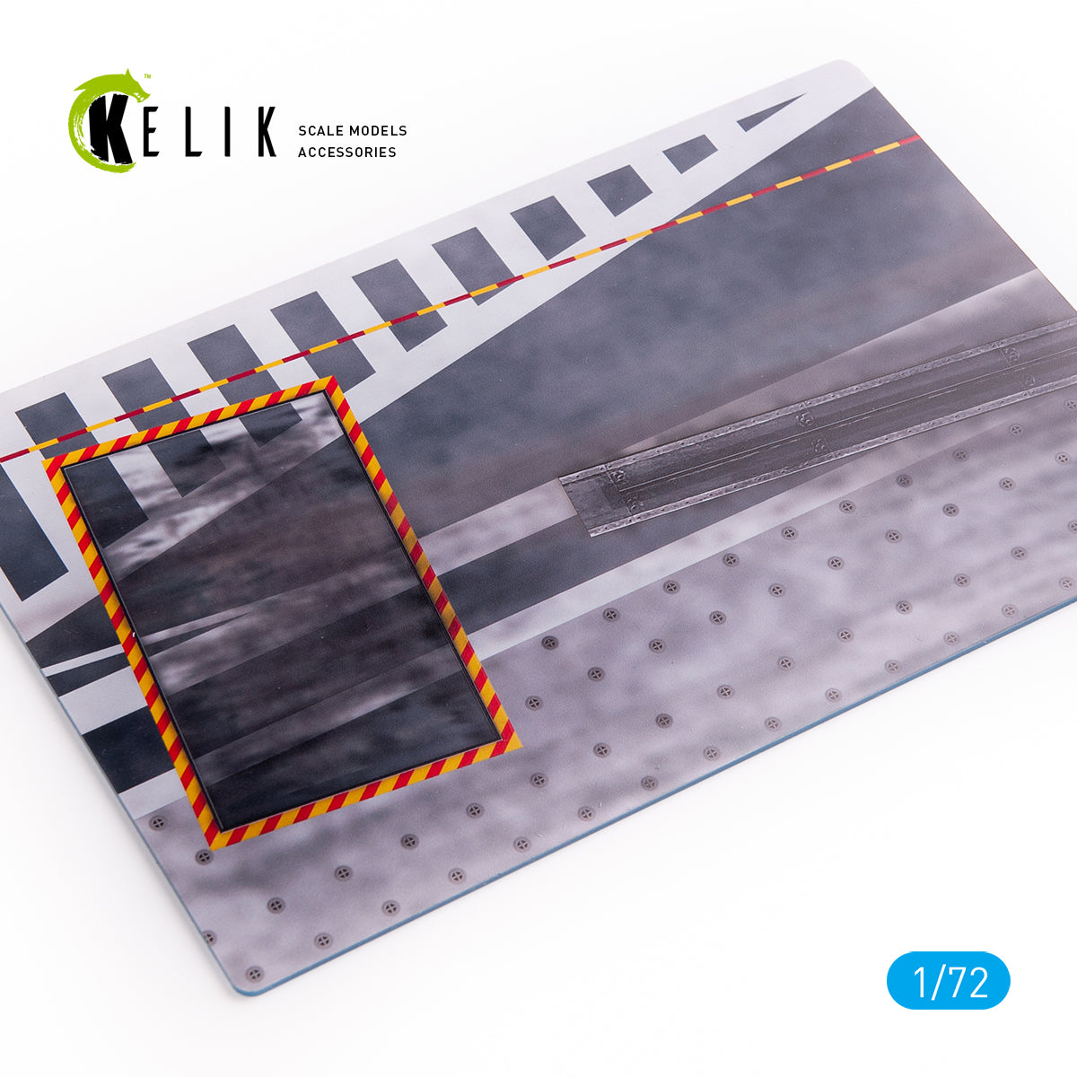Charles de Gaulle Deck - Base - Acrylic 3 mm (280 x 180 mm) (170 g) Scale 1:72 KeliK KS72032 Stands for Plastic Models