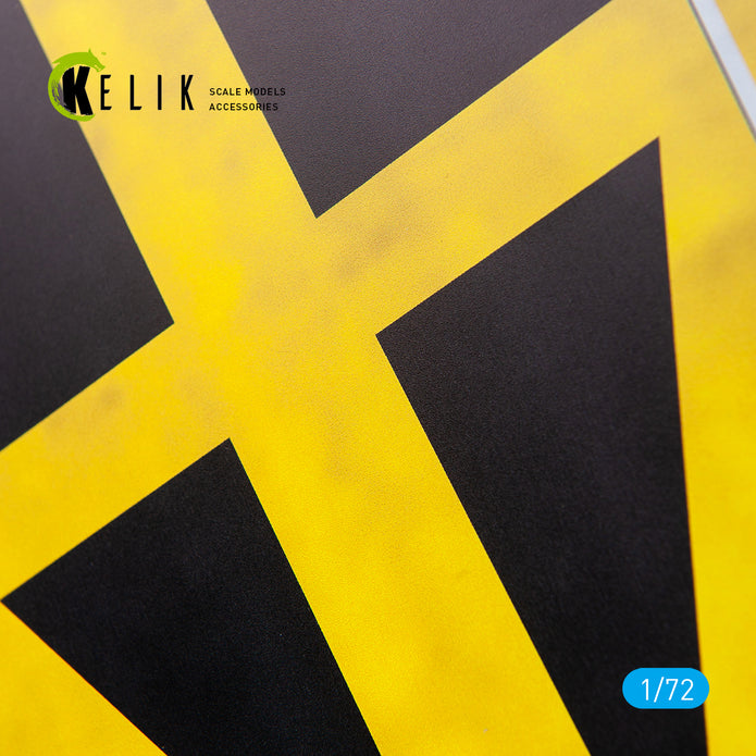 Argentine carrier Independencia (V-1) 1958 - Base - Acrylic 3 mm (280 x 180 mm) (170 g) Scale 1:72 KeliK KS72046 Stands for Plastic Models