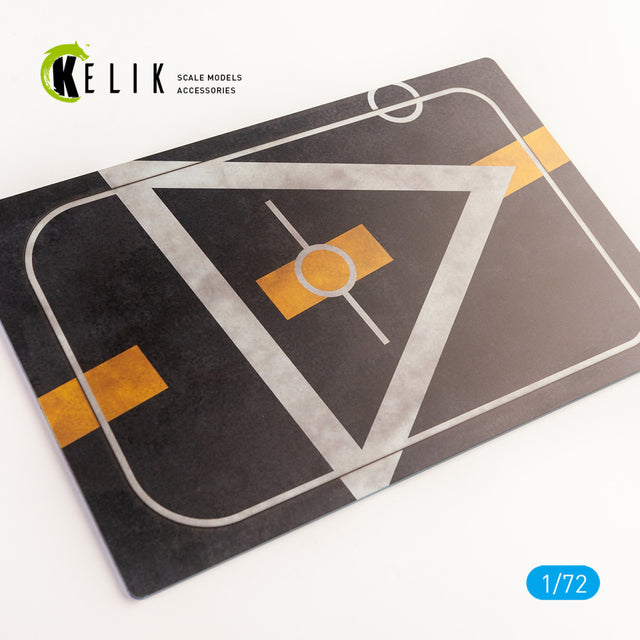 CVL-22 HMCS Bonaventure Rear Lift 1965 - Acrylic 3 mm (280 x 180 mm) (170 g) Scale 1:72 KeliK KS72069 Stands for Plastic Models