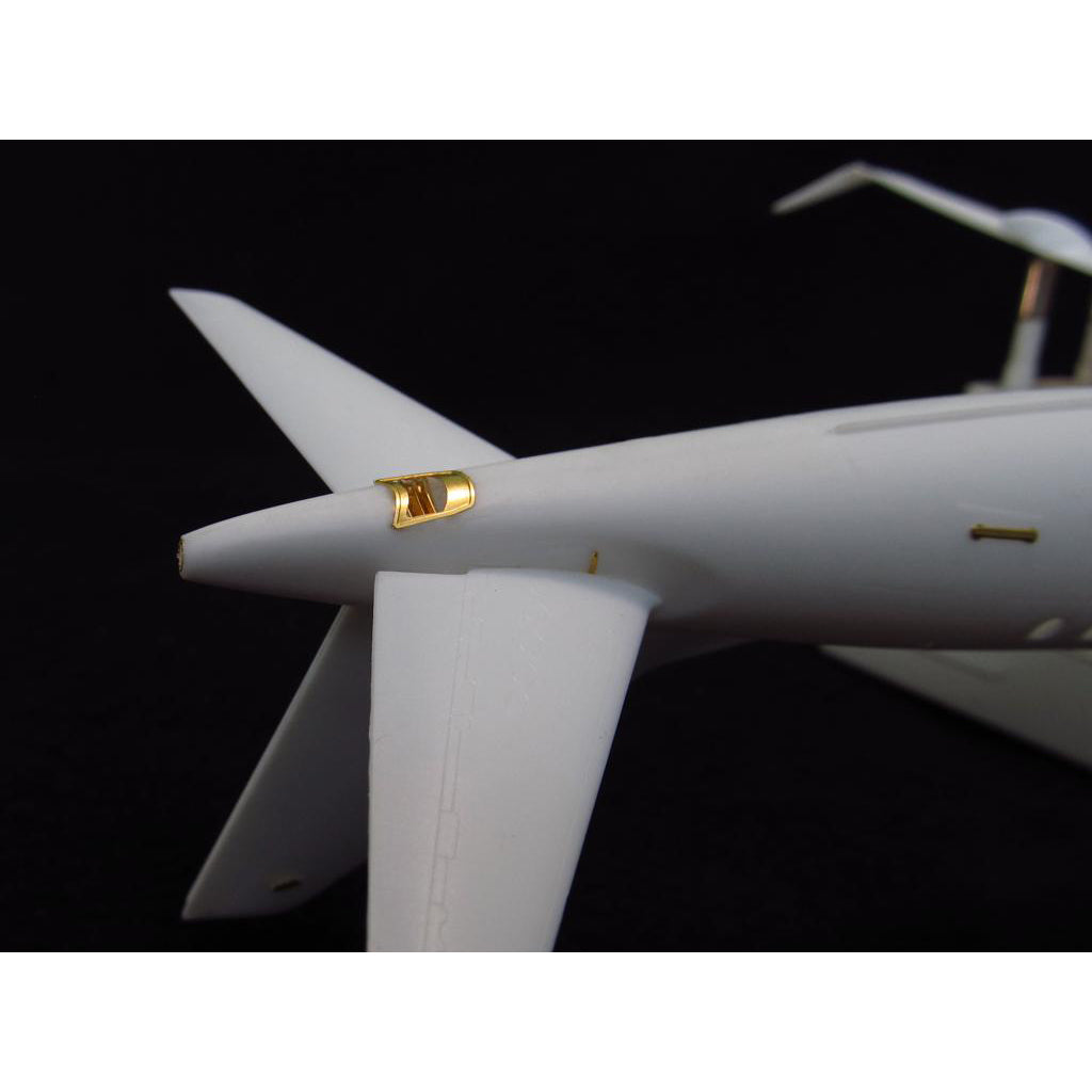 Embraer 195, Detailing set for airplane kit models Exterior, Scale 1:144 Photoetch (Recommended for kit: Revell) Metallic Details MD14417