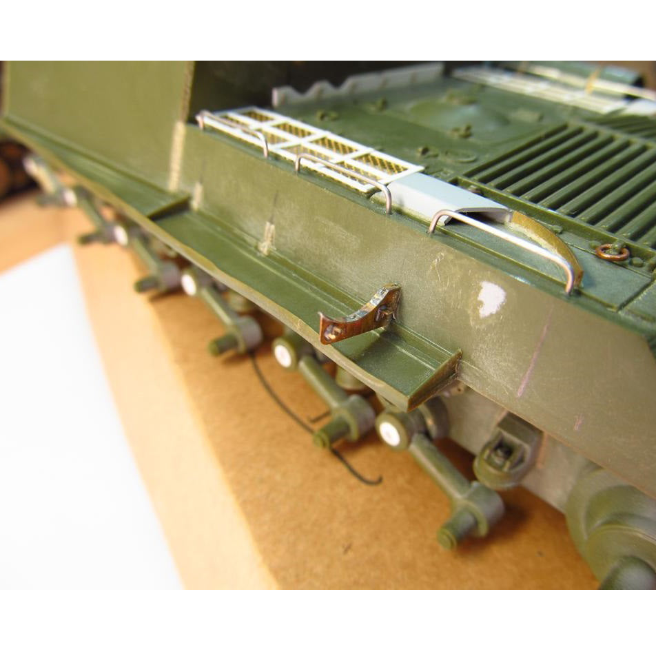 The universal detail for Soviet tanks and SPG of the II World War (IS-1, IS-2, SU-100, ISU-152, T-34) Scale 1:35 Metallic Details MD3501