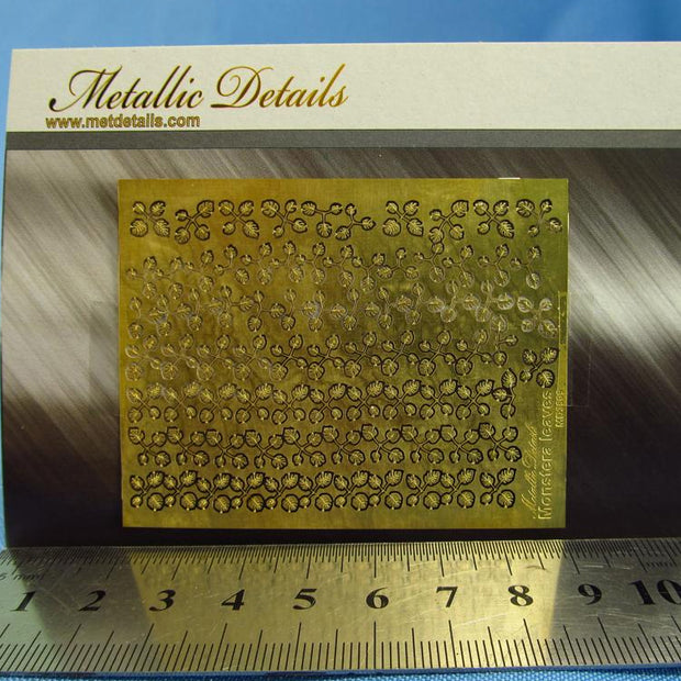 Monstera leaves for Dioramas in Scales1:72, 1:48, 1:35 Metallic Details MD3509