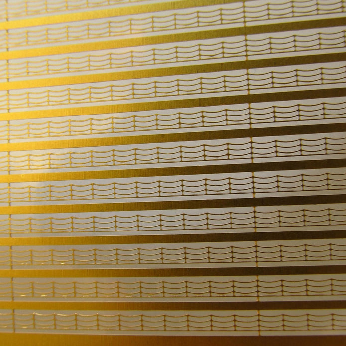 Three stranded rail with sags Scale 1:700 Metallic Details MD70003