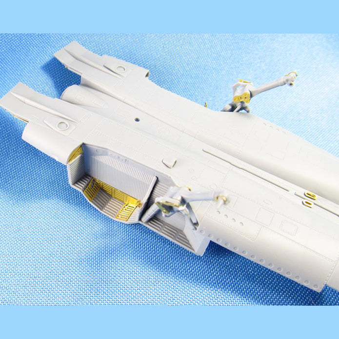 Mikoyan MiG-25, Wheel Bays Scale 1:72 Metallic Details MD7212