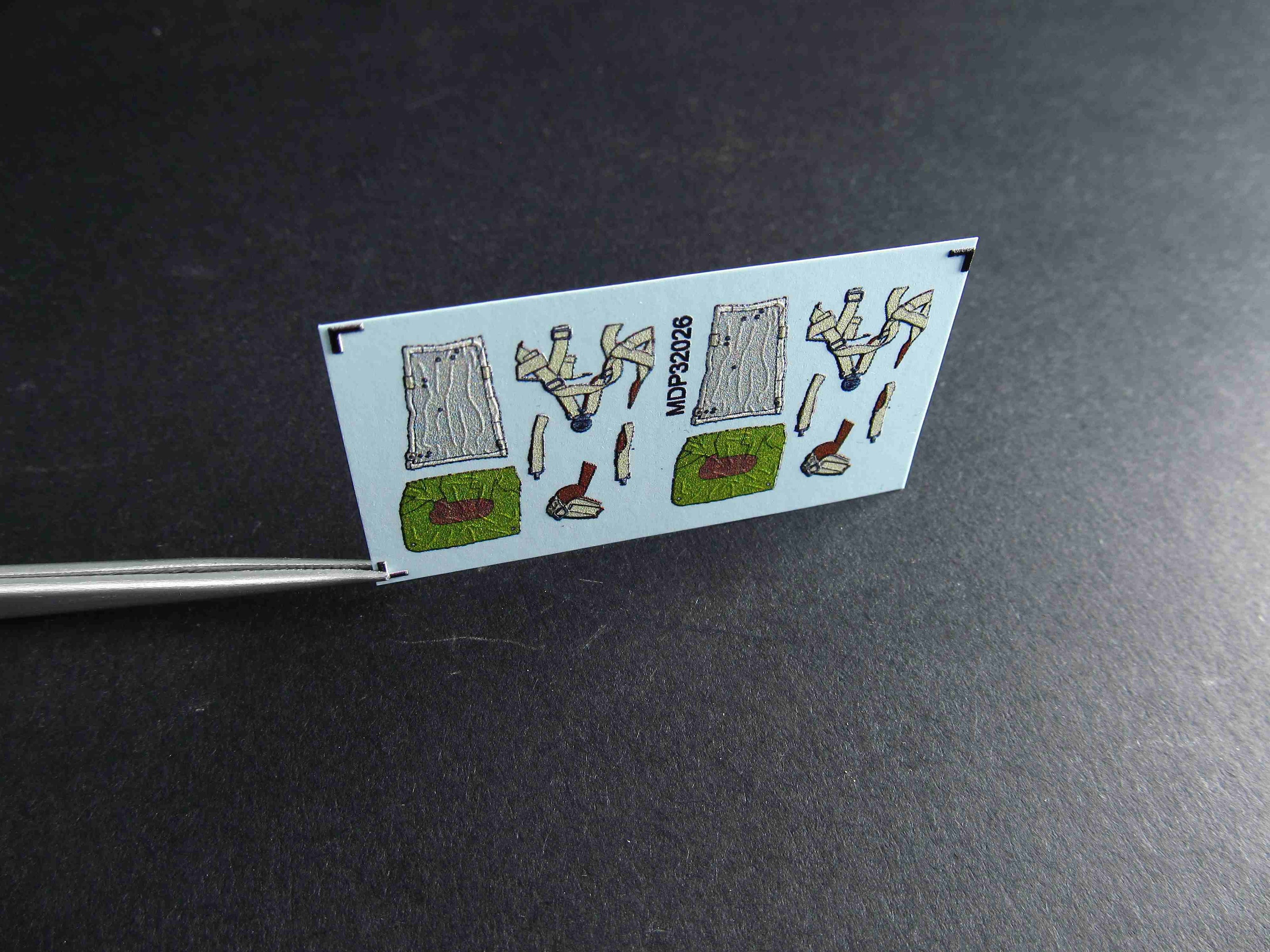 Luftwaffe WWII Aircrew Parachutes Scale 1:32 Metallic Details MDP32026