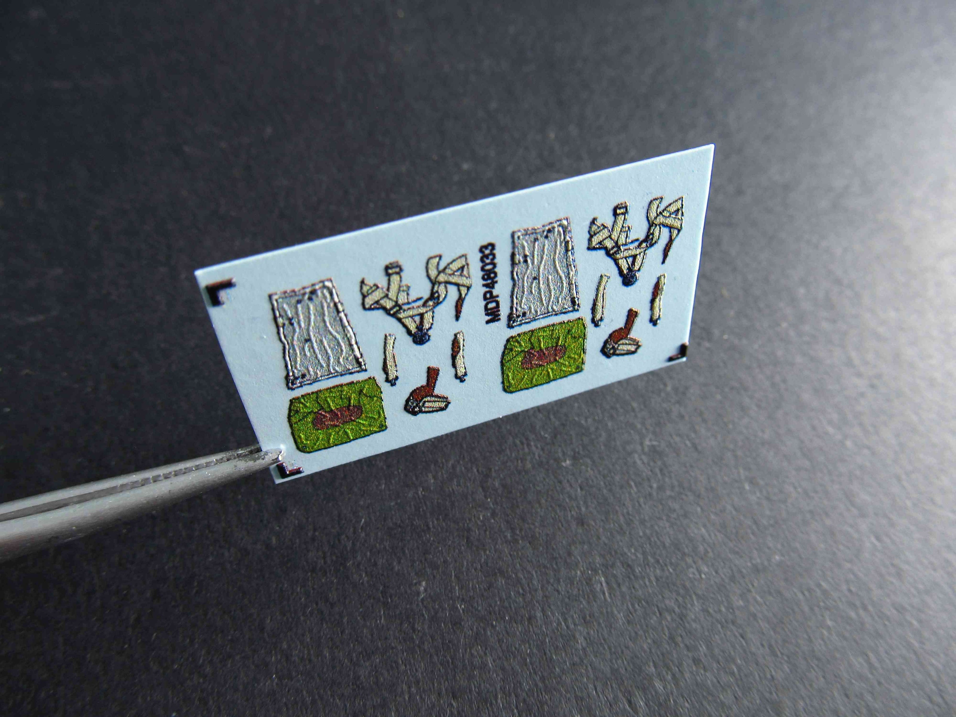 Luftwaffe WWII Aircrew Parachutes Scale 1:48 Metallic Details MDP48033